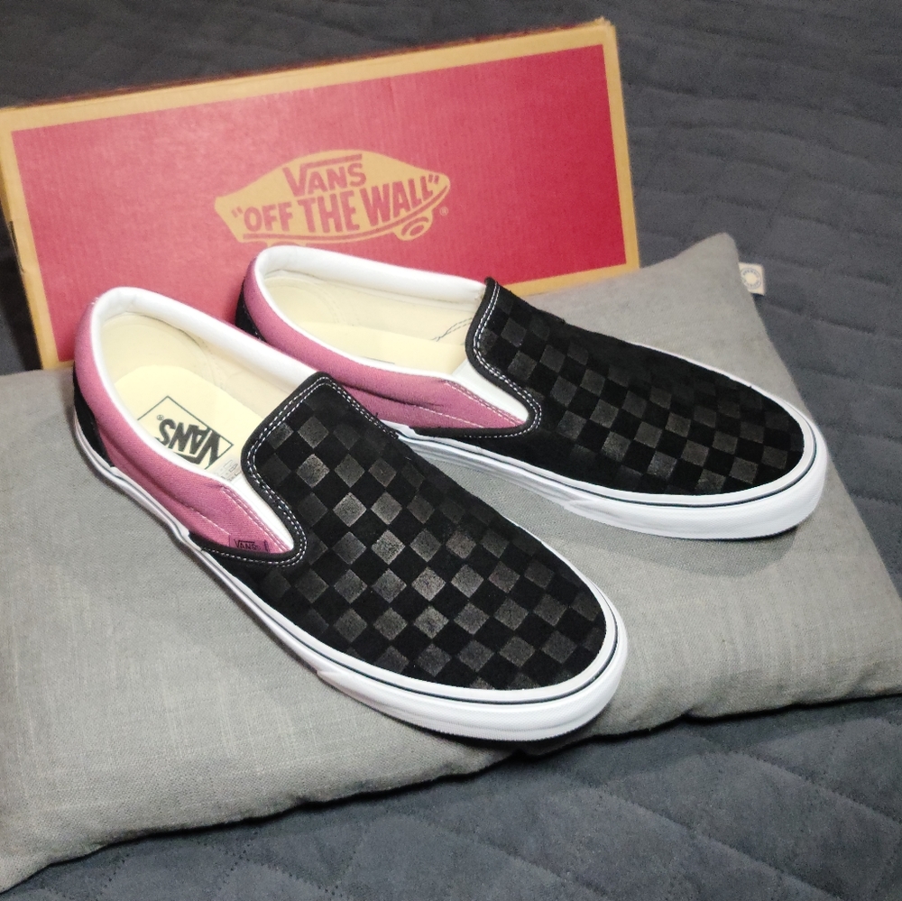 Vans Black & Pink Checkerboard Slip-Ons 13W/11.5M